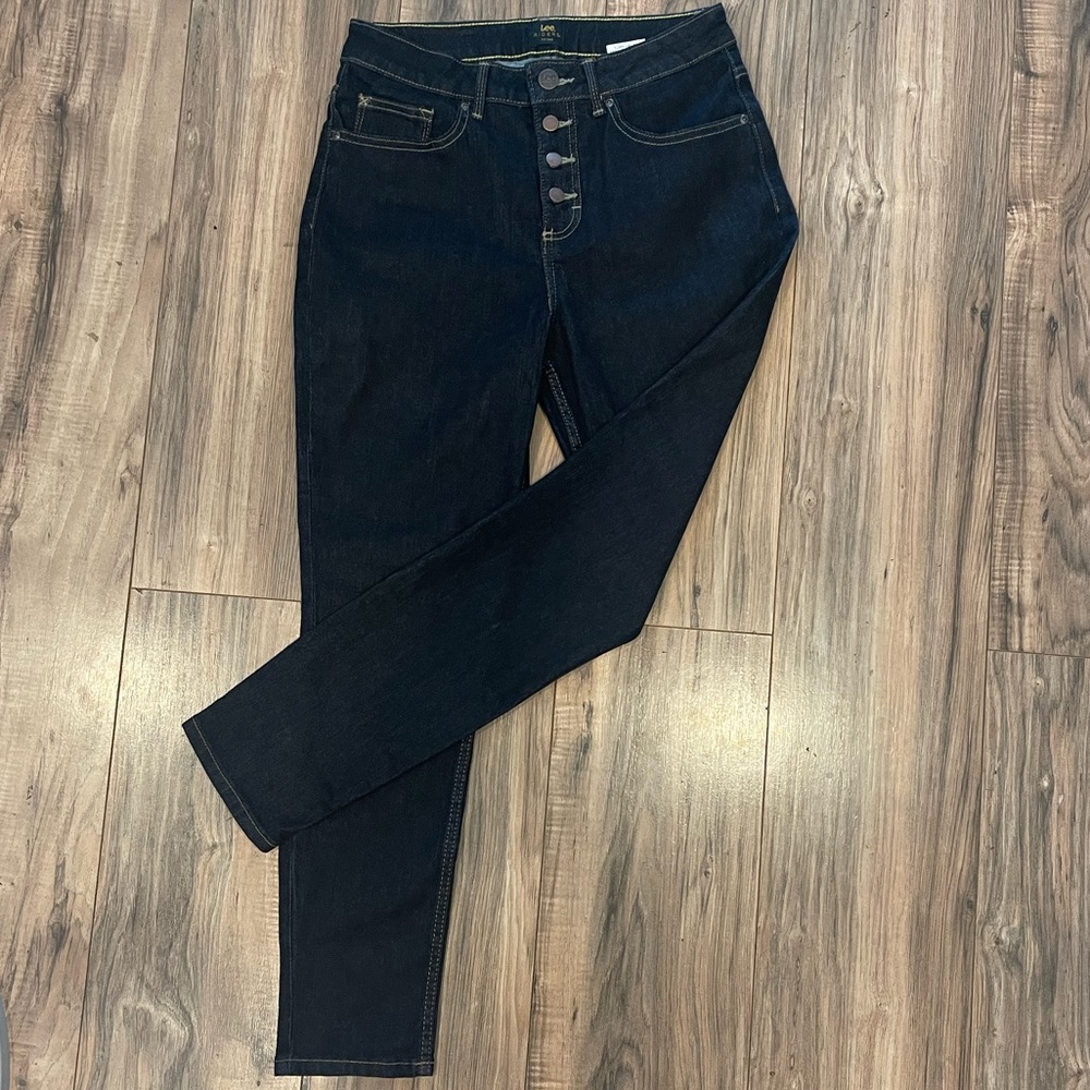 ✨3 for $15✨NWOT Riders By Lee High Rise Jeans Size 8